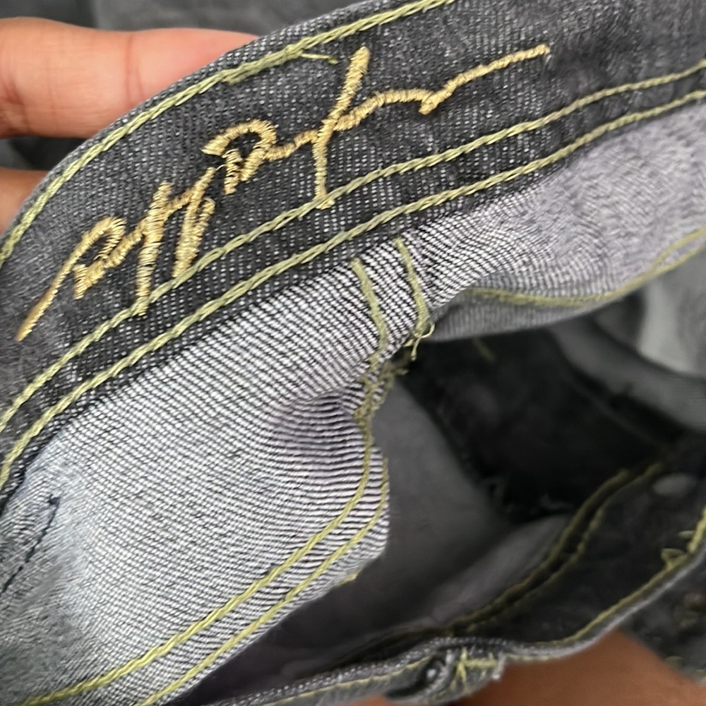 Jeans - Picture 3 of 4